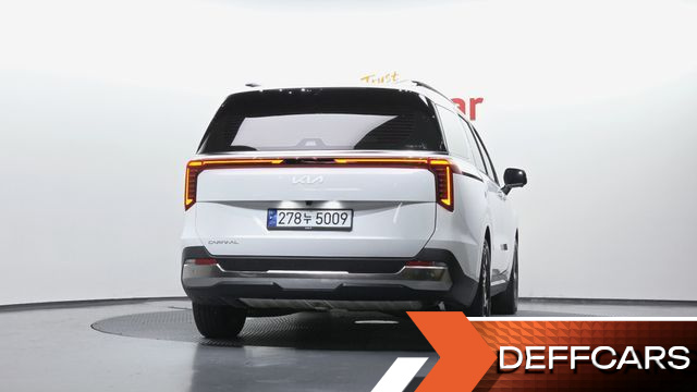 Kia CARNIVAL Gasoline 7-Seater Signature купить на сайте DeffCars