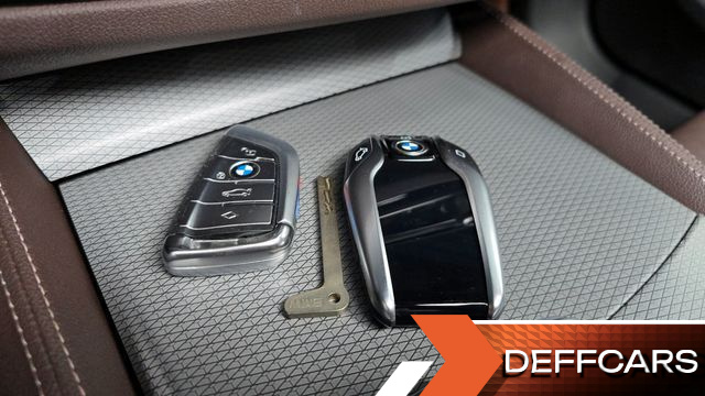 BMW 5-SERIES 520d xDrive M Sport Package Plus купить на сайте DeffCars