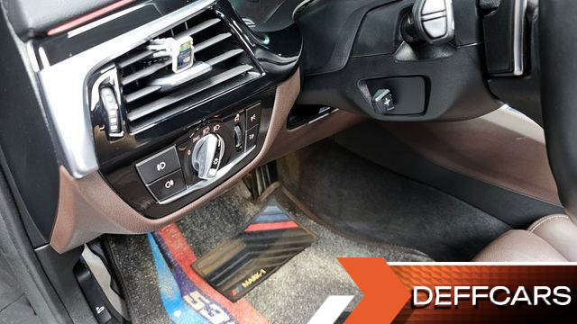 BMW 5-SERIES 530i M Sport Package Plus купить на сайте DeffCars