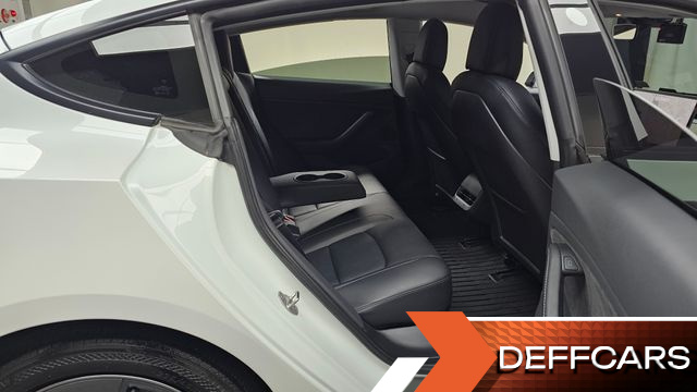 Tesla MODEL 3 Long Range AWD купить на сайте DeffCars