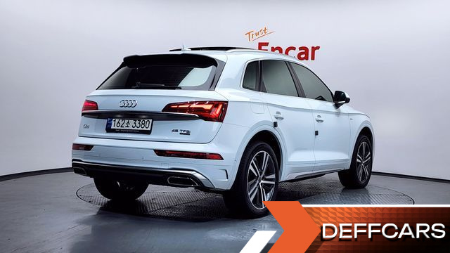 Audi Q5 45 TFSI Quattro Premium купить на сайте DeffCars