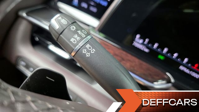 Cadillac ESCALADE 6.2 Sports Platinum купить на сайте DeffCars