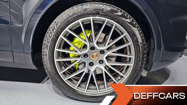Porsche CAYENNE 3.0 E-Hybrid купить на сайте DeffCars