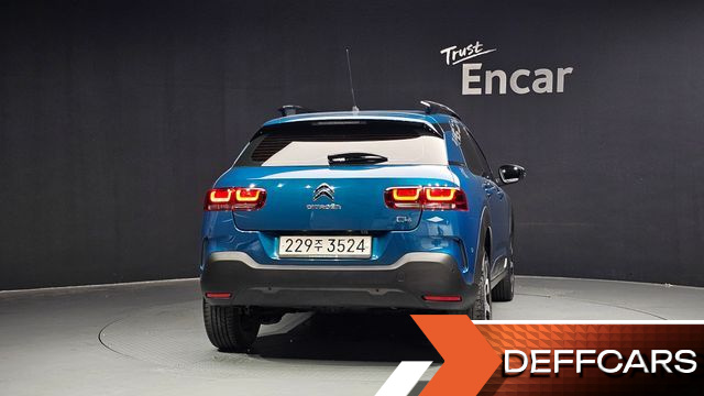 Citroen C4 CACTUS 1.5 BlueHDi Shine купить на сайте DeffCars