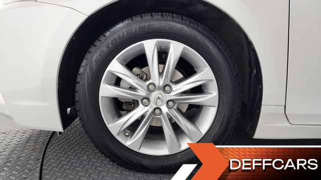 Lexus CT200H 1.8 Supreme ZWA10 купить на сайте DeffCars