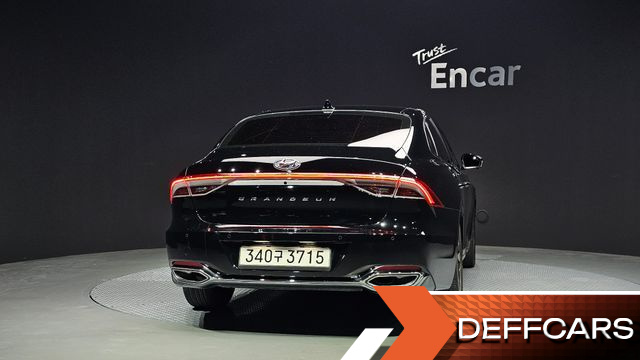 Hyundai GRANDEUR Le Blanc купить на сайте DeffCars