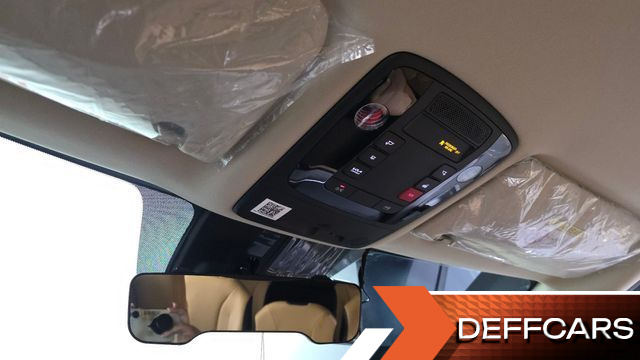 Kia CARNIVAL Gasoline 11-Seater Prestige купить на сайте DeffCars