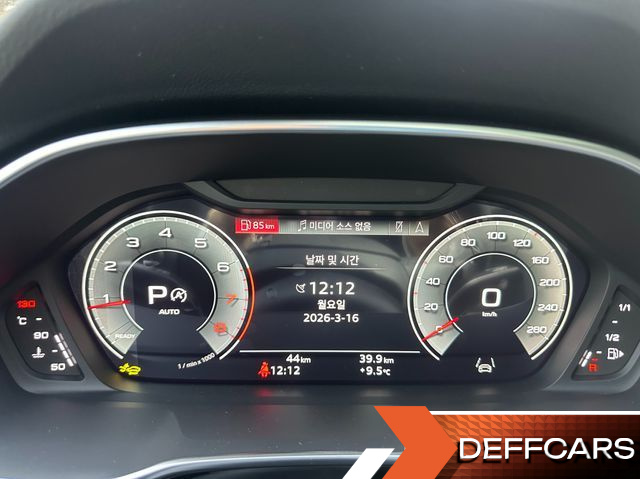 Audi Q3 40 TFSI Quattro Premium купить на сайте DeffCars