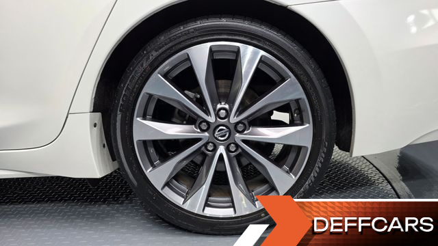 Nissan MAXIMA 3.5 Platinum купить на сайте DeffCars