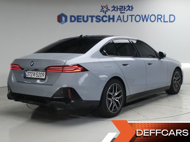 BMW 5-SERIES 520i M Sport купить на сайте DeffCars