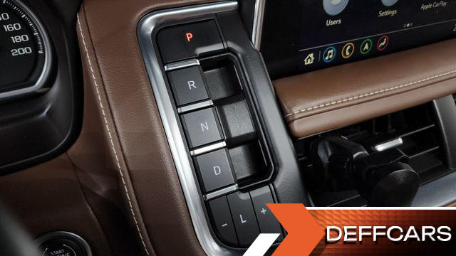 Chevrolet SURBURBAN 6.2 купить на сайте DeffCars