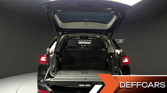 BMW X7 xDrive 40i Design Pure Excellence 6-Seater купить на сайте DeffCars