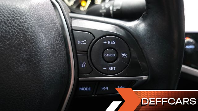 Toyota CAMRY 2.5 купить на сайте DeffCars