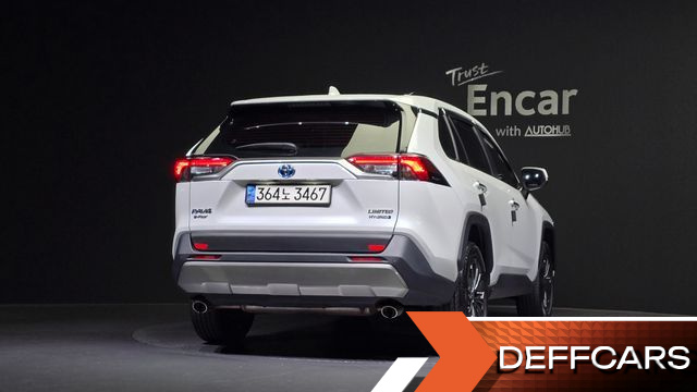 Toyota RAV4 2,5 4WD Hybrid LTD купить на сайте DeffCars