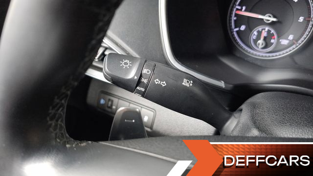 Hyundai SANTAFE Diesel 2.2 2WD Prestige купить на сайте DeffCars