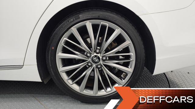 Hyundai GRANDEUR 2.4 Premium Special купить на сайте DeffCars