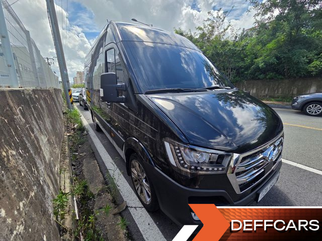 Hyundai SOLATI 15-seater Luxury купить на сайте DeffCars