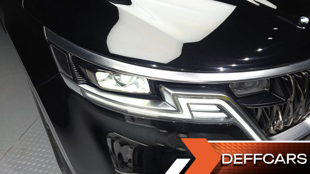 Kia CARNIVAL 9-Seater Signature купить на сайте DeffCars