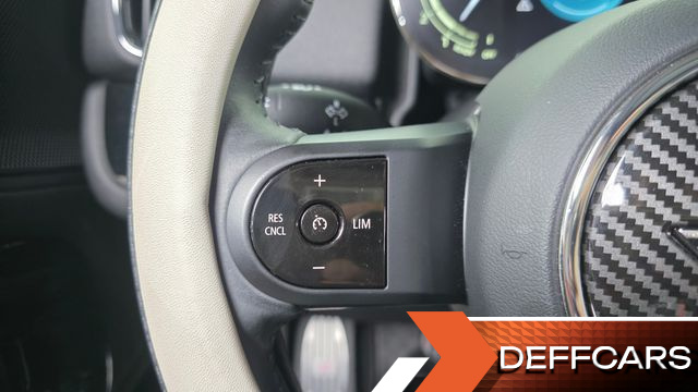 Mini COUNTRYMAN Classic Plus Launch Pack 2nd Gen купить на сайте DeffCars
