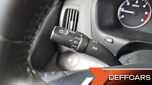 Hyundai STAREX Van 5-Seater Smart купить на сайте DeffCars