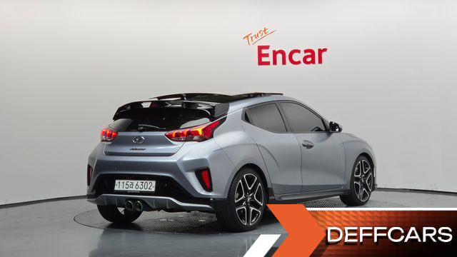 Hyundai VELOSTER 1.6 Turbo Sport Core купить на сайте DeffCars