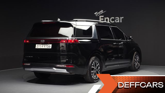 Kia CARNIVAL 9-Seater Noblesse купить на сайте DeffCars