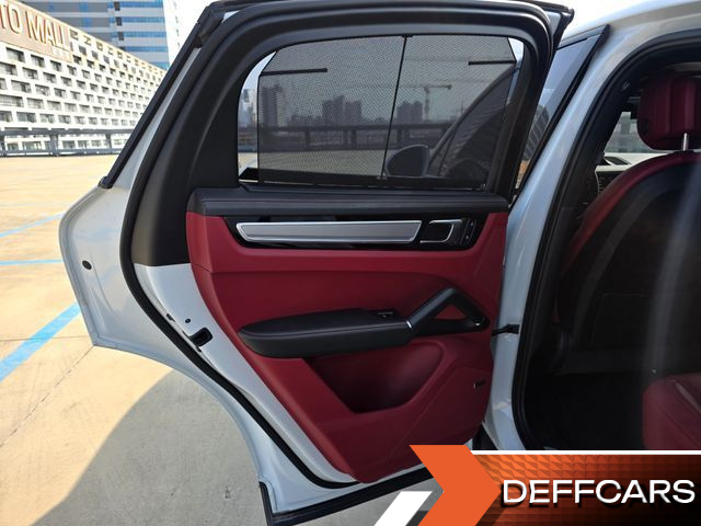 Porsche CAYENNE 3.0 COUPE PLATINUM EDITION купить на сайте DeffCars