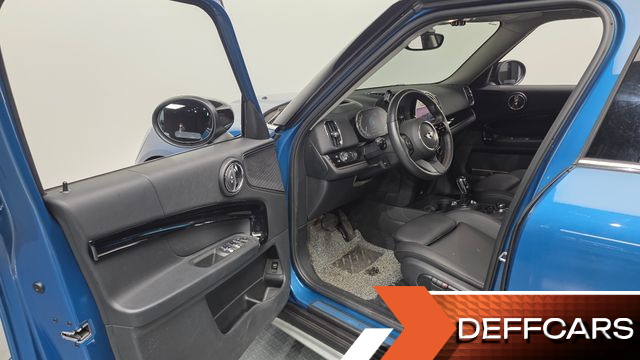 Mini COUNTRYMAN Classic Plus Launch Pack 2nd Gen купить на сайте DeffCars