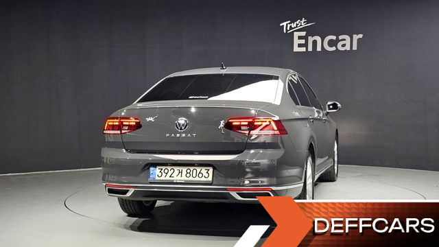 Volkswagen PASSAT 2.0 TDI Premium купить на сайте DeffCars
