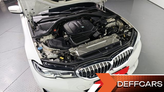 BMW 3-SERIES 320d Luxury купить на сайте DeffCars