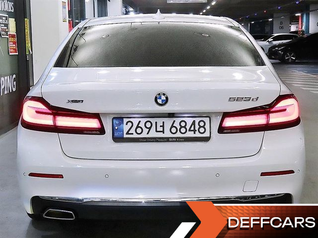 BMW 5-SERIES 523d xDrive Luxury купить на сайте DeffCars