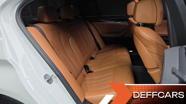 BMW 5-SERIES 520i M Sport купить на сайте DeffCars