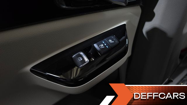 Kia CARNIVAL Gasoline 7-Seater Hi-Limousine Signature купить на сайте DeffCars