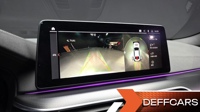 BMW 5-SERIES 520i M Sport купить на сайте DeffCars