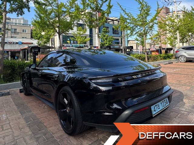 Porsche TAYCAN 4S купить на сайте DeffCars