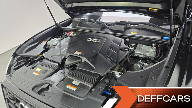 Audi Q8 55 TFSI Quattro Premium купить на сайте DeffCars