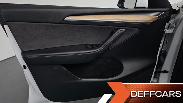 Tesla MODEL Y RWD купить на сайте DeffCars