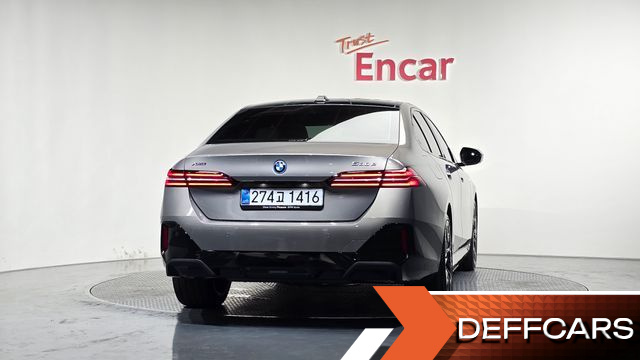 BMW 5-SERIES 530e xDrive M Sport купить на сайте DeffCars