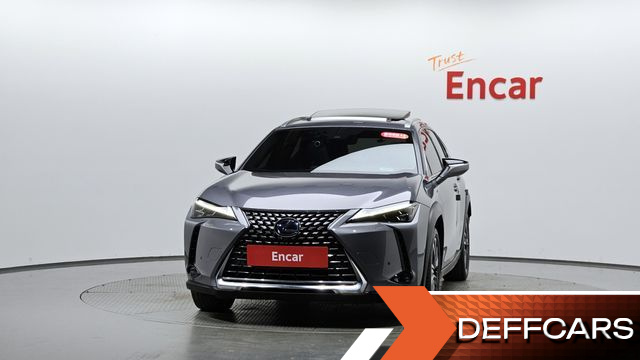 Lexus UX 2.0 AWD купить на сайте DeffCars