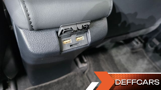 Toyota PRIUS 1.8 купить на сайте DeffCars