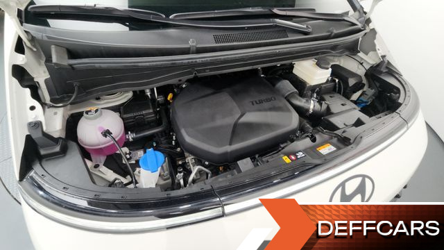 Hyundai STARIA Lounge 9-Seater Prestige купить на сайте DeffCars