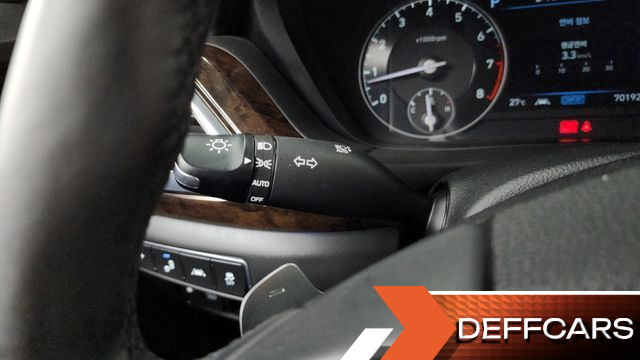 Genesis G90 3.3 T AWD Premium Luxury купить на сайте DeffCars