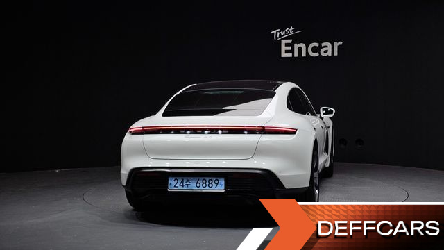 Porsche TAYCAN 4S купить на сайте DeffCars