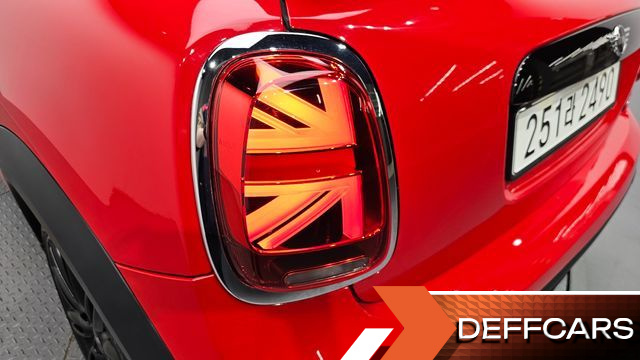 Mini COOPER CONVERTIBLE Classic Third Generation купить на сайте DeffCars