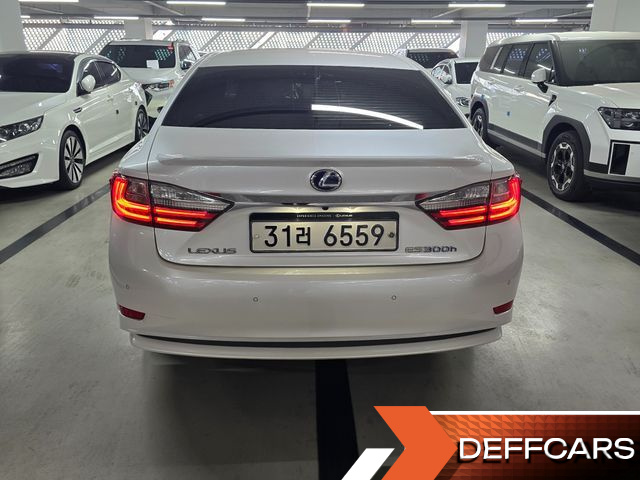 Lexus ES Supreme XV60 купить на сайте DeffCars