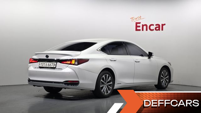 Lexus ES Supreme купить на сайте DeffCars