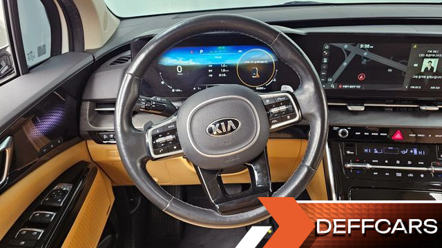 Kia CARNIVAL Gasoline 9-Seater Signature купить на сайте DeffCars