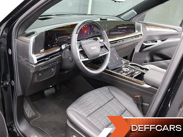 Cadillac ESCALADE 6.2 ESV ESV Sports Platinum купить на сайте DeffCars