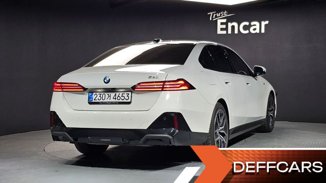 BMW 5-SERIES 520i M Sport купить на сайте DeffCars