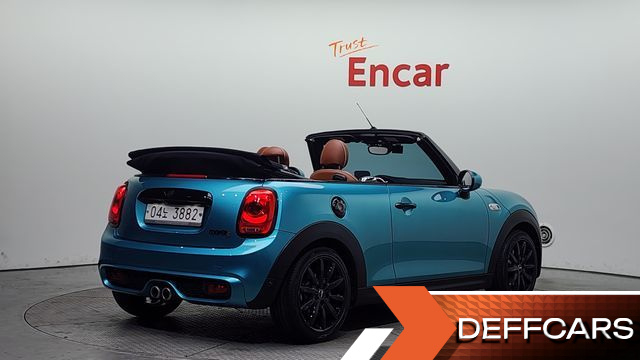 Mini COOPER CONVERTIBLE Standard 3rd купить на сайте DeffCars